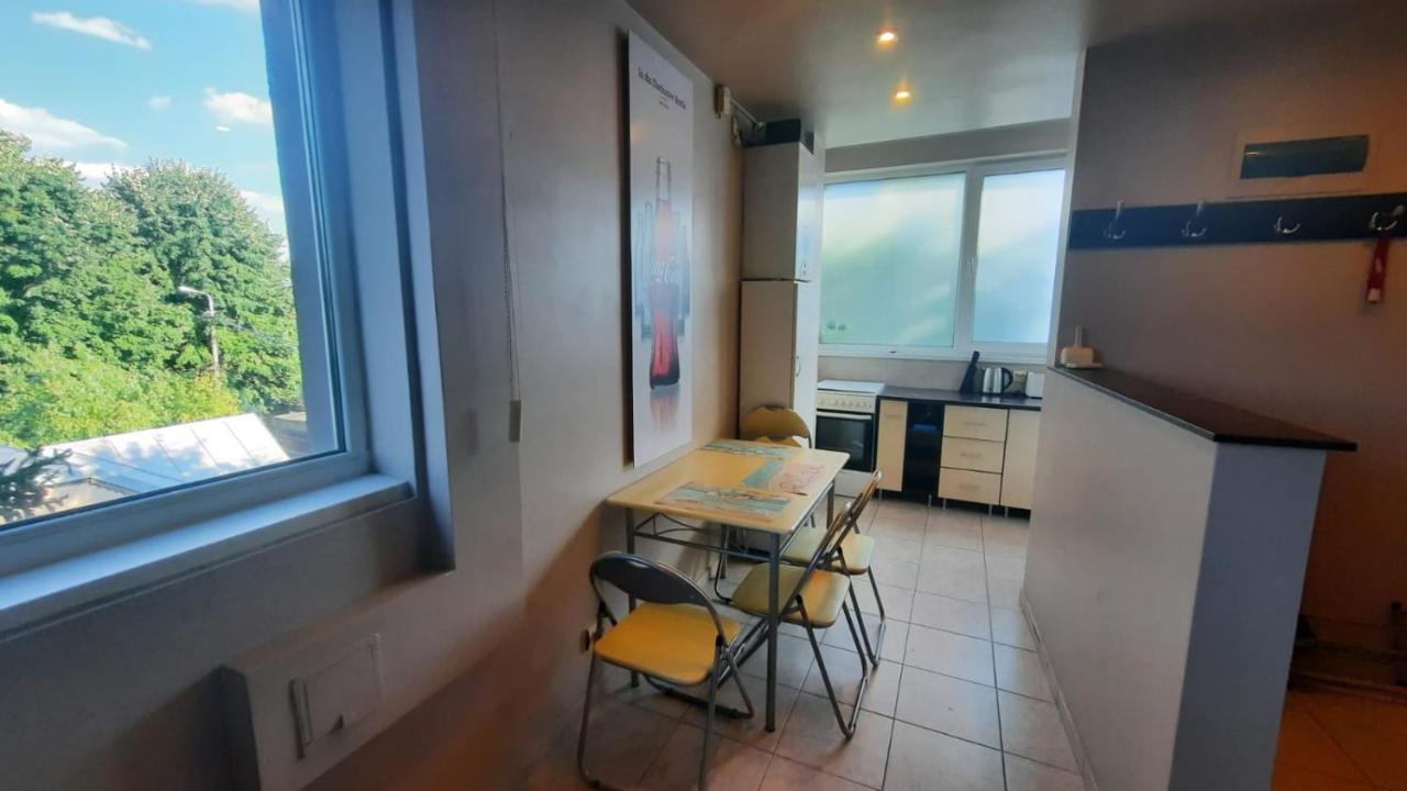 Spacious, Modern Condo In New Villa - Sleeps 6 Bucarest Exterior foto